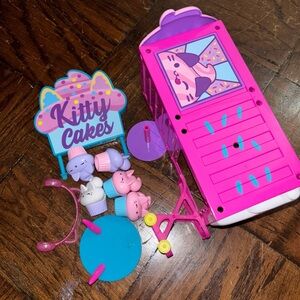 Kitty Cakes Playset with Accessories